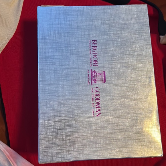 NWT Vintage Gucci Womens Brown Leather Push Lock GG Buckle Belt Size 28 - Picture 7 of 7